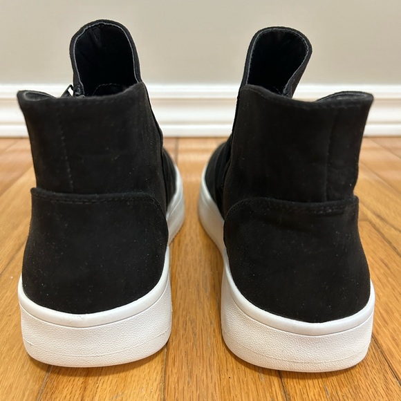 Time And Tru Hi Top Sneakers - Picture 4 of 8